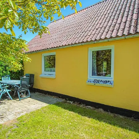Lovely In Sams With 2 Bedrooms Сasa de vacaciones